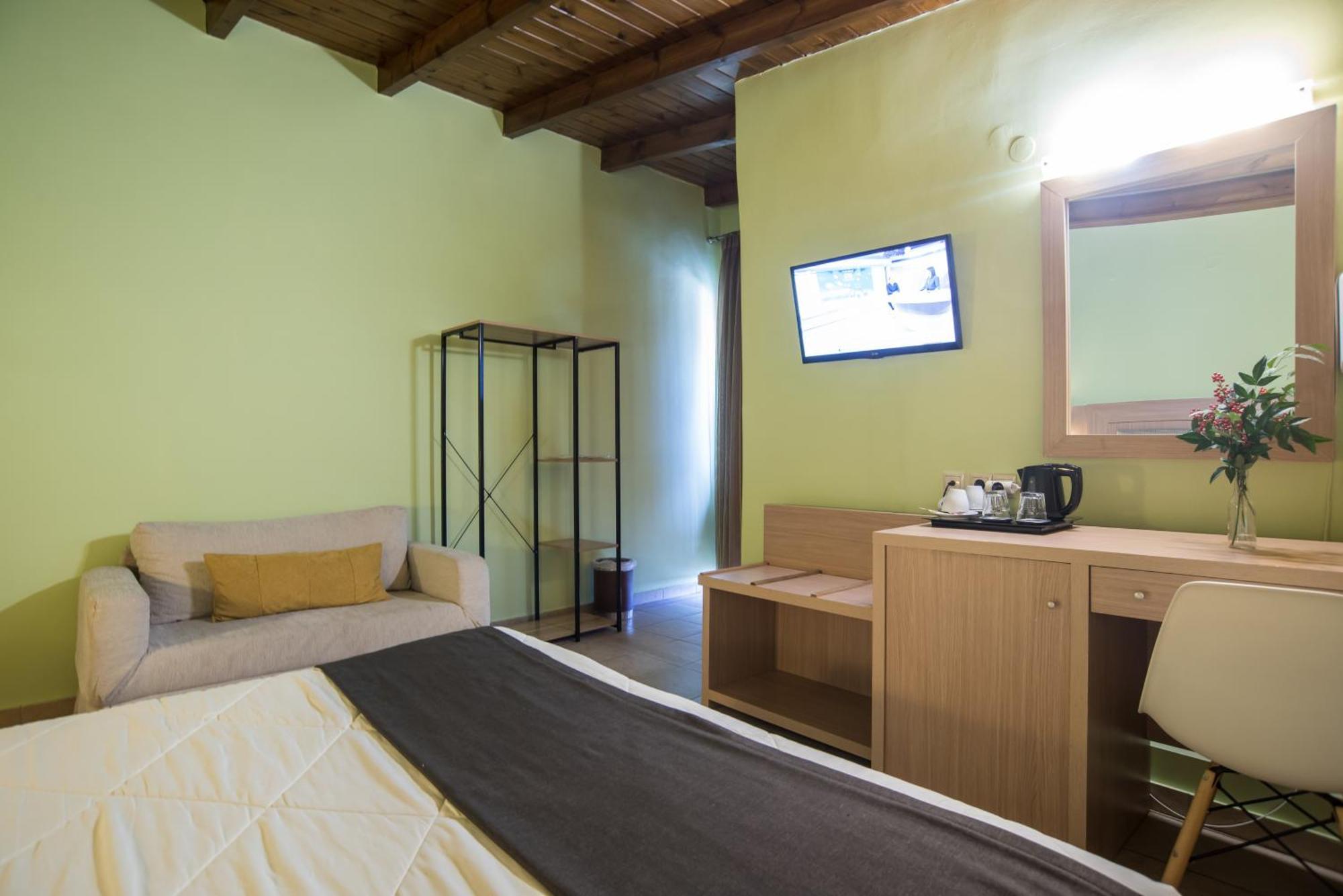 Hotel Leto Delphi Exterior photo